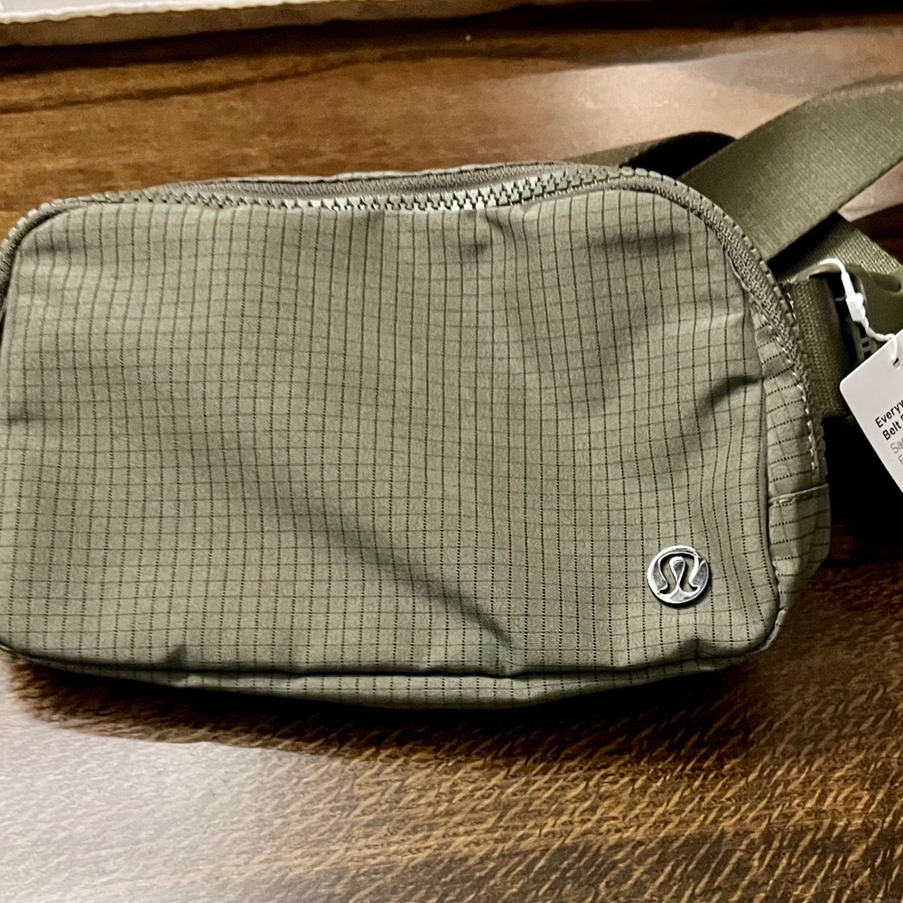 Everywhere Belt Bag